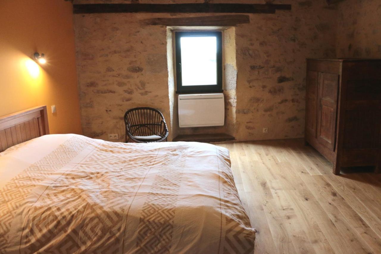 Grande maison de caractère en pierres -superbe vue Saint-Cirgues  Extérieur photo