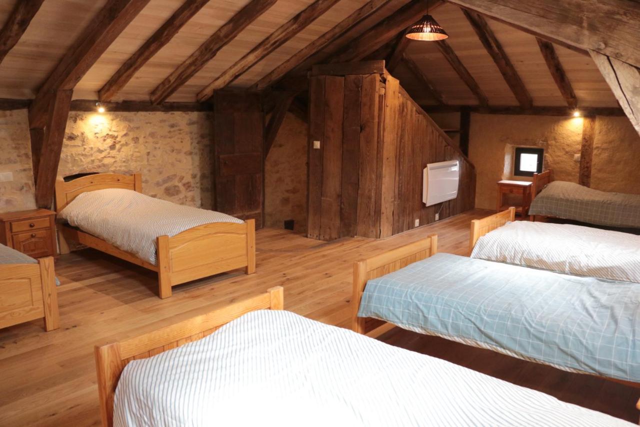 Grande maison de caractère en pierres -superbe vue Saint-Cirgues  Extérieur photo
