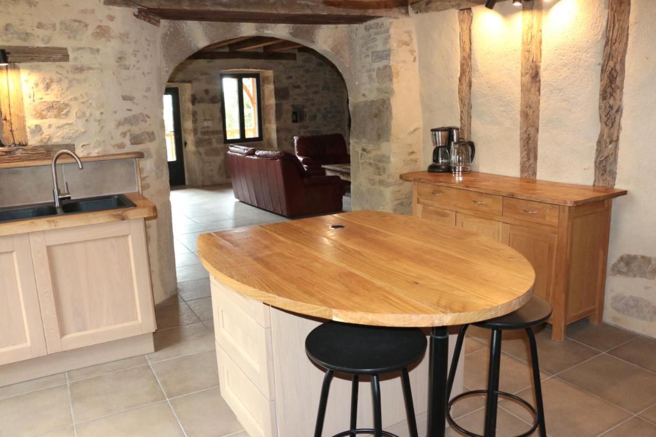 Grande maison de caractère en pierres -superbe vue Saint-Cirgues  Extérieur photo