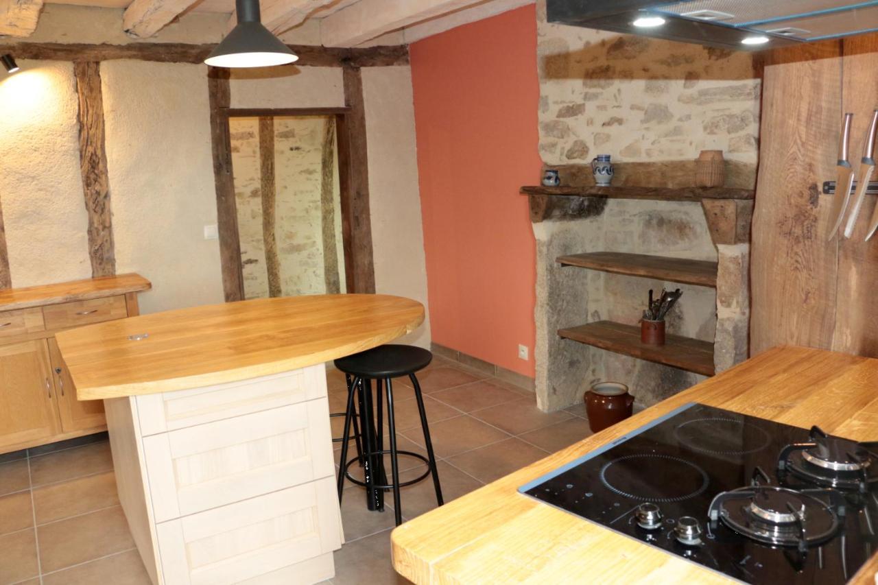 Grande maison de caractère en pierres -superbe vue Saint-Cirgues  Extérieur photo