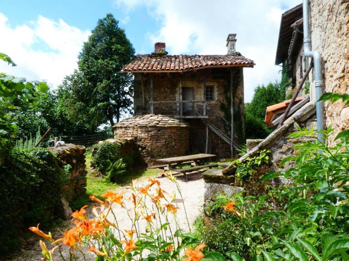 Grande maison de caractère en pierres -superbe vue Saint-Cirgues  Extérieur photo