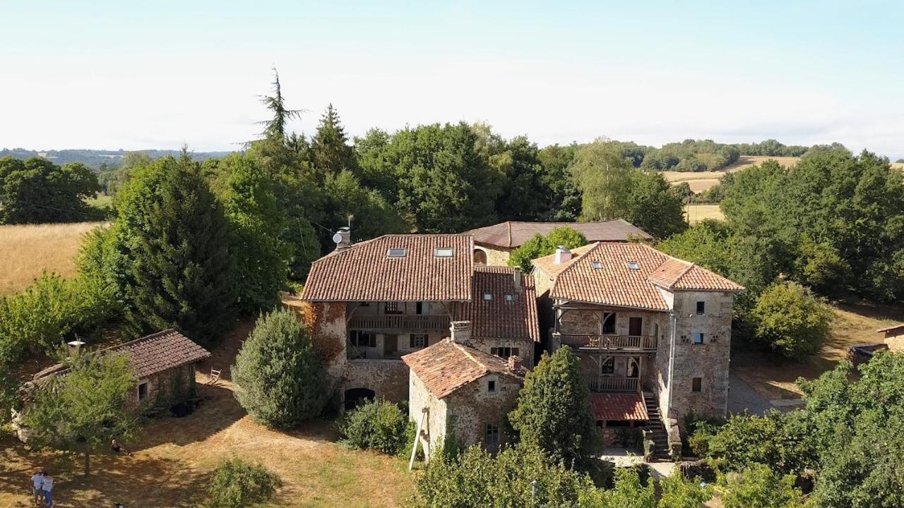 Grande maison de caractère en pierres -superbe vue Saint-Cirgues  Extérieur photo